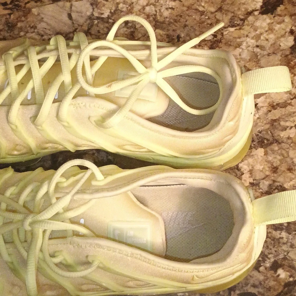 Nike Air VaporMax Plus Highlighter Yellow Sunset Women's D13023-700 Size 9.5 - Picture 3 of 10
